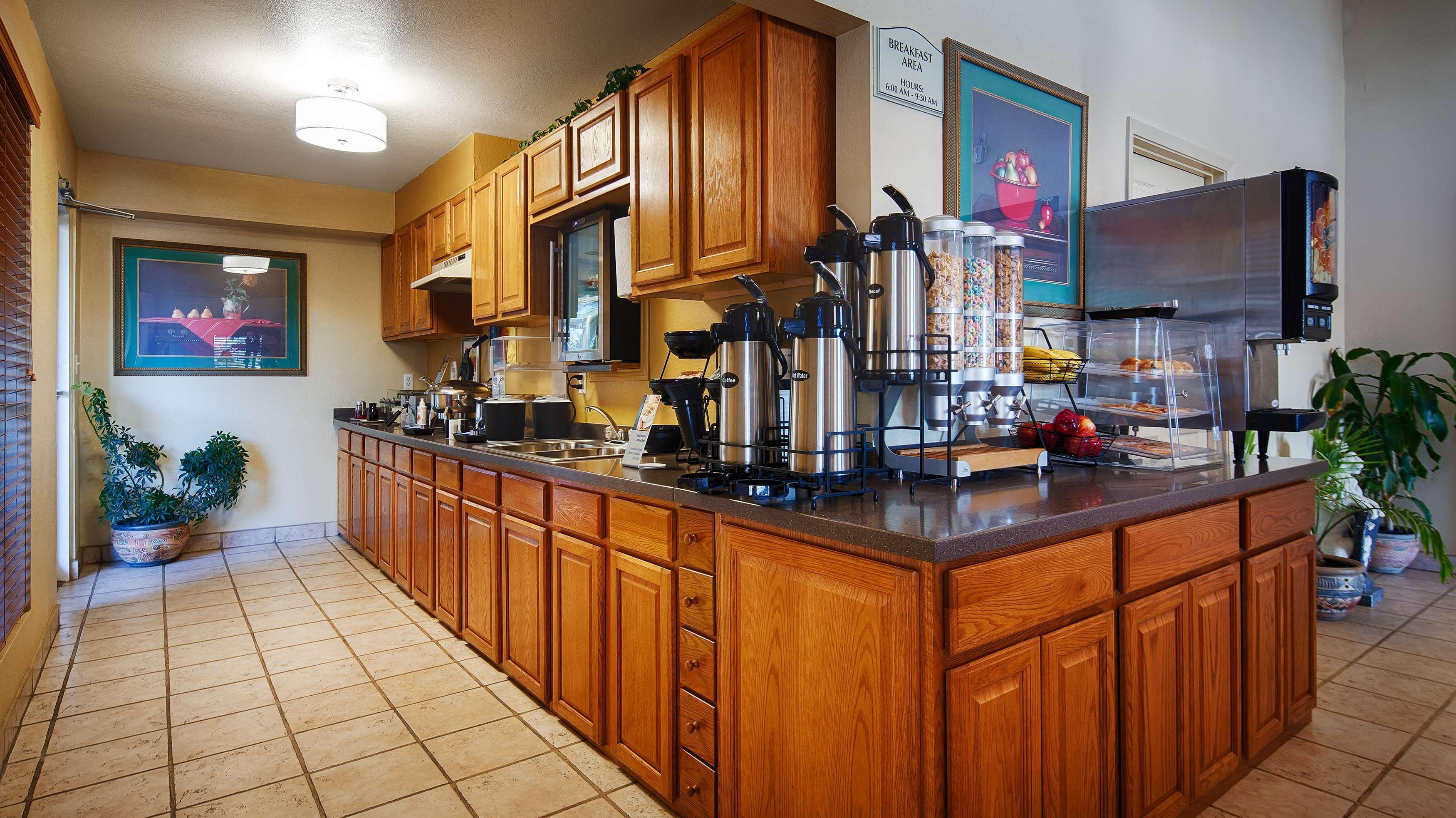 Best Western Executive Inn Hallettsville Ngoại thất bức ảnh