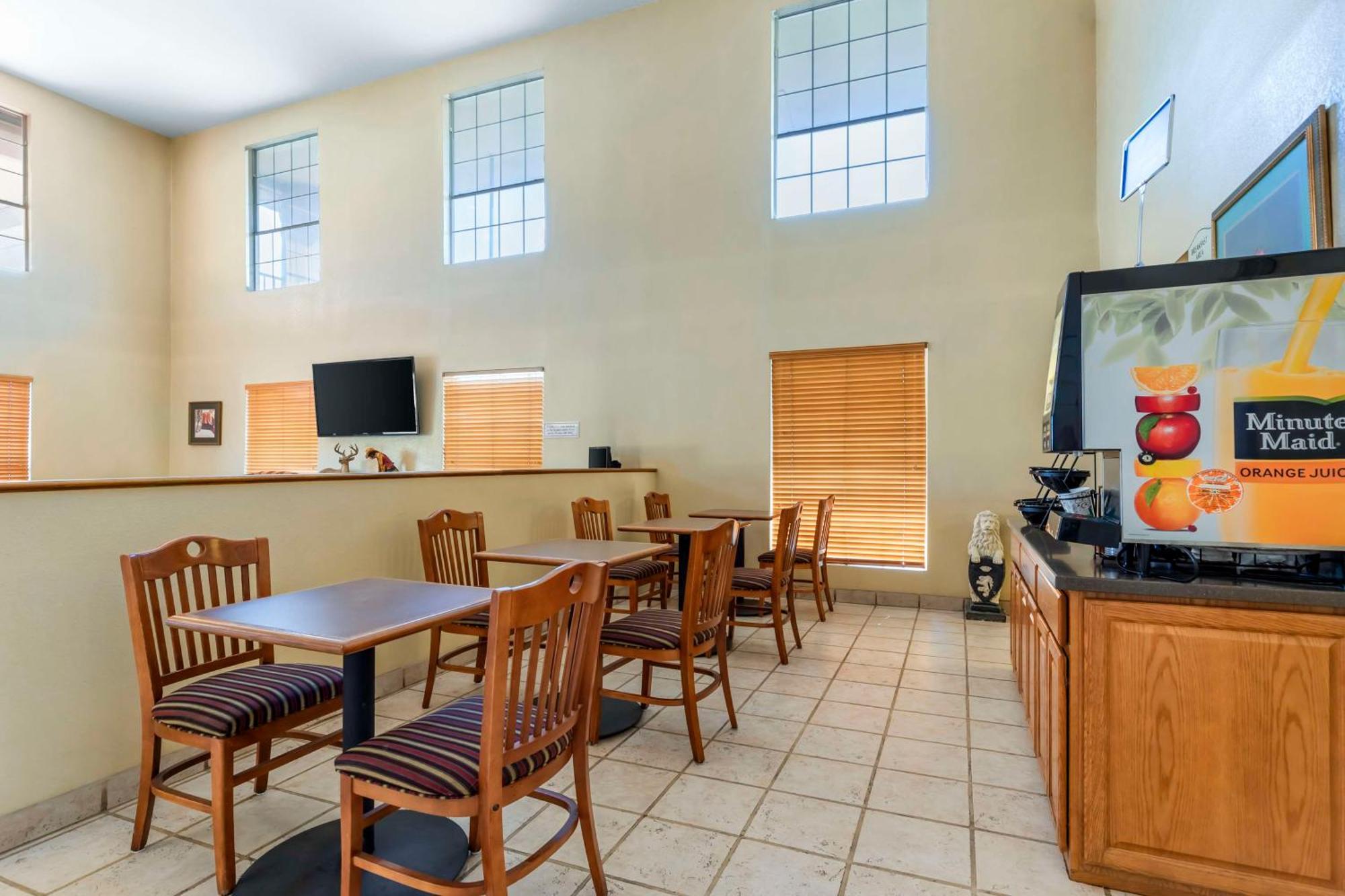 Best Western Executive Inn Hallettsville Ngoại thất bức ảnh