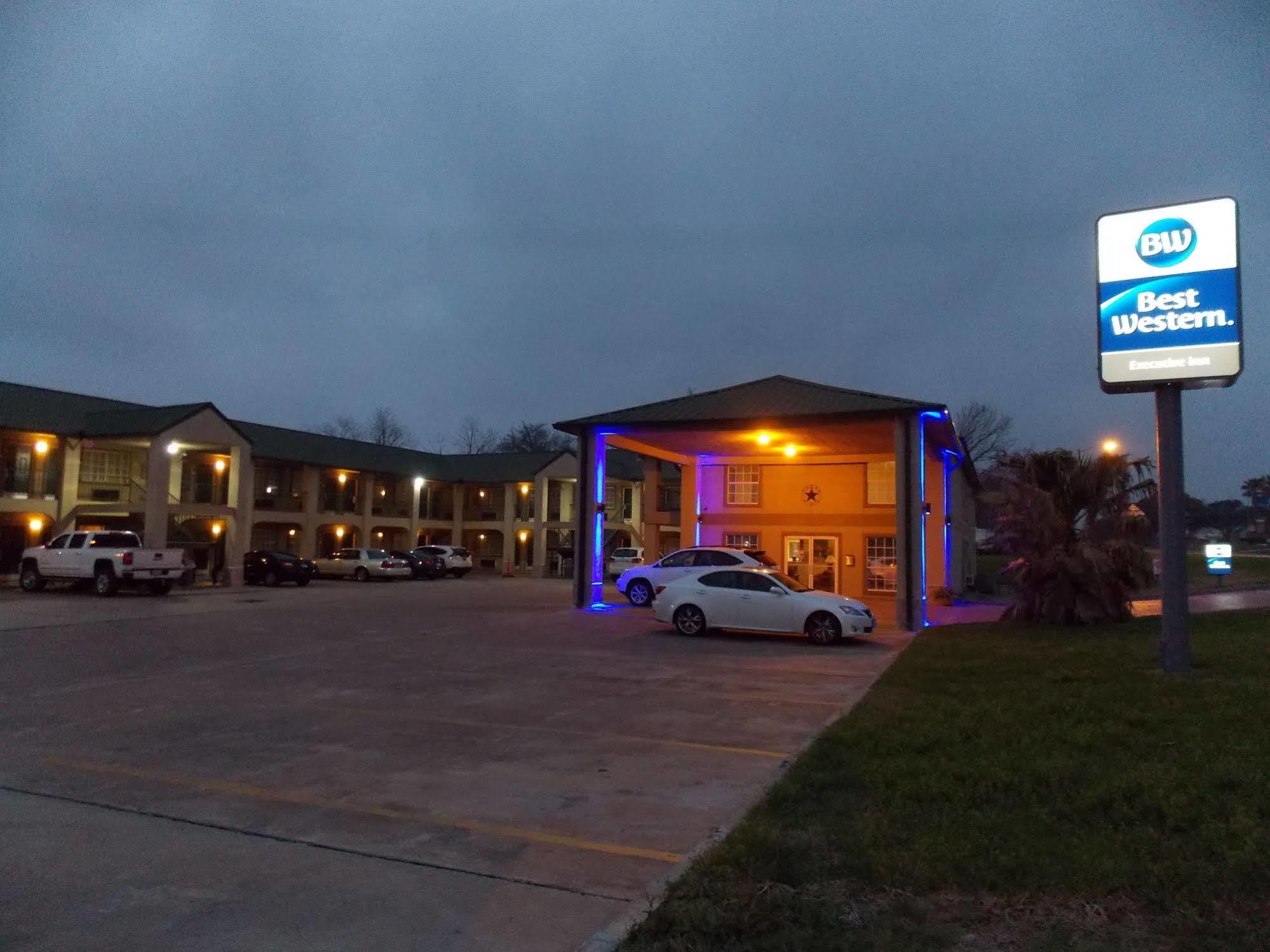 Best Western Executive Inn Hallettsville Ngoại thất bức ảnh